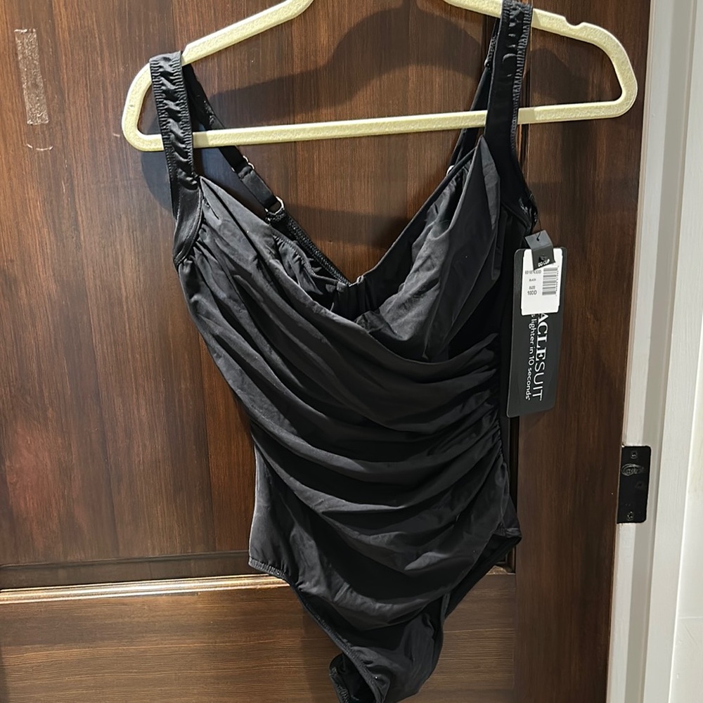 NWT Miracle Suit